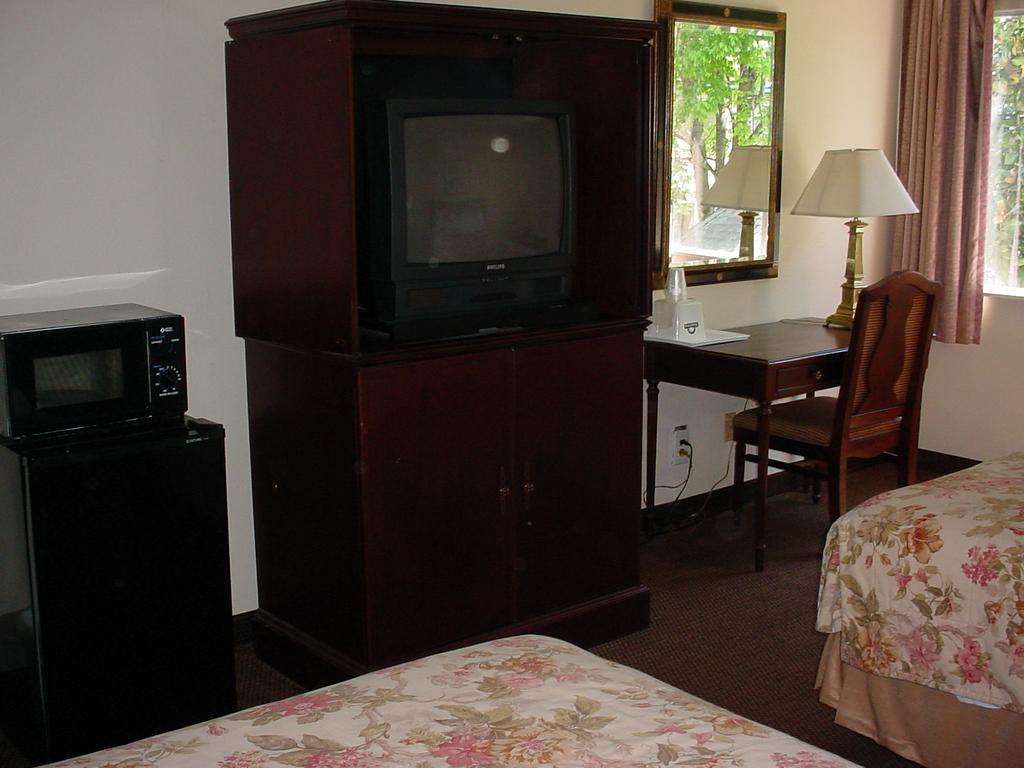 Rodeway Inn Montgomery Kamer foto