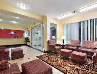 Rodeway Inn Montgomery Buitenkant foto